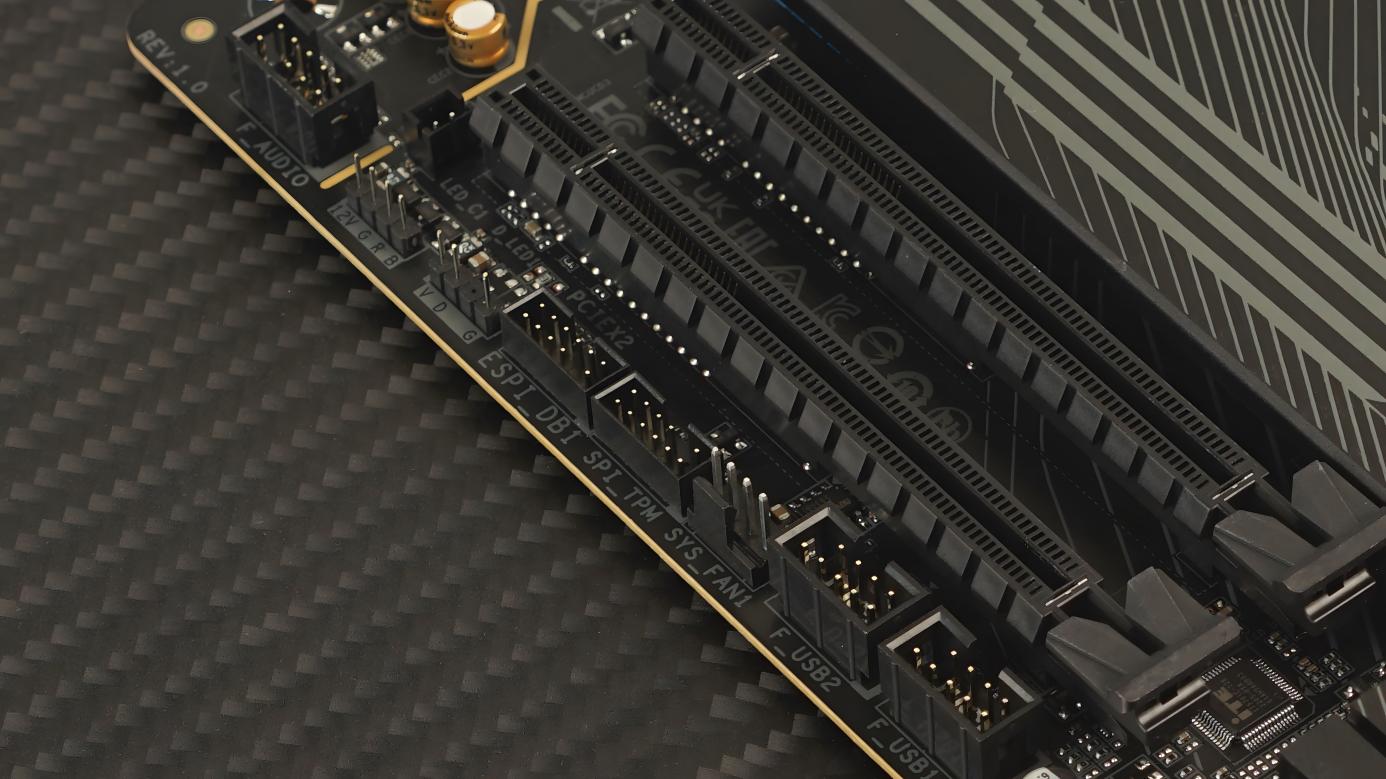 技嘉x670aoruseliteax,技嘉x670aoruseliteax参数