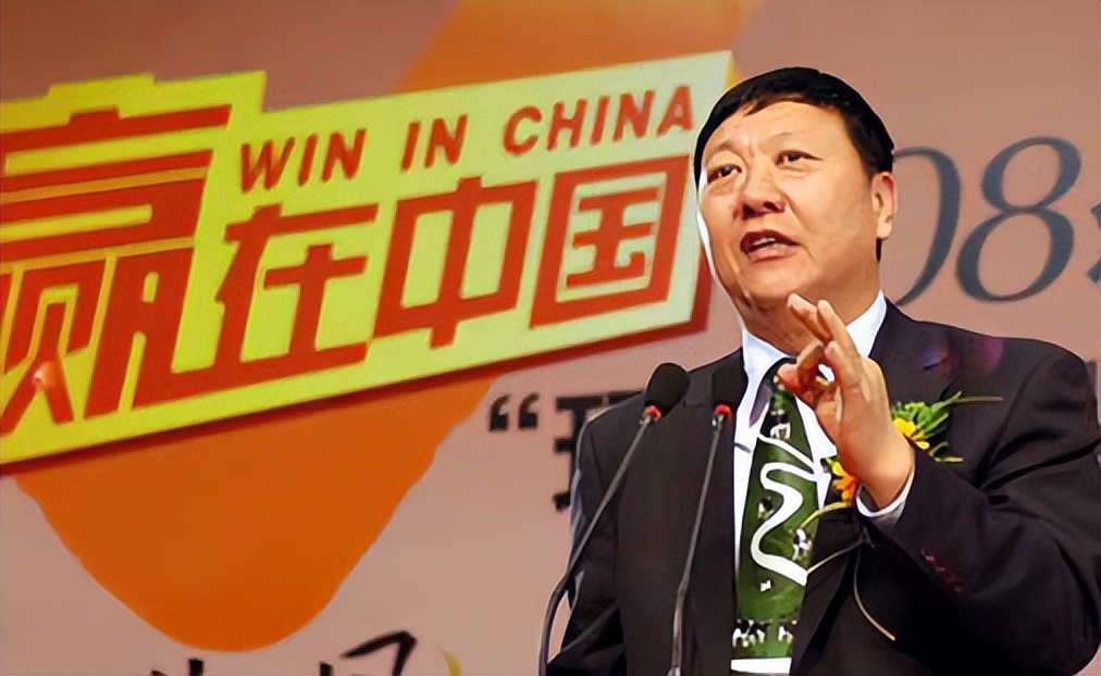 伊利2025年乳业全球前三,伊利vs蒙牛数据的较量