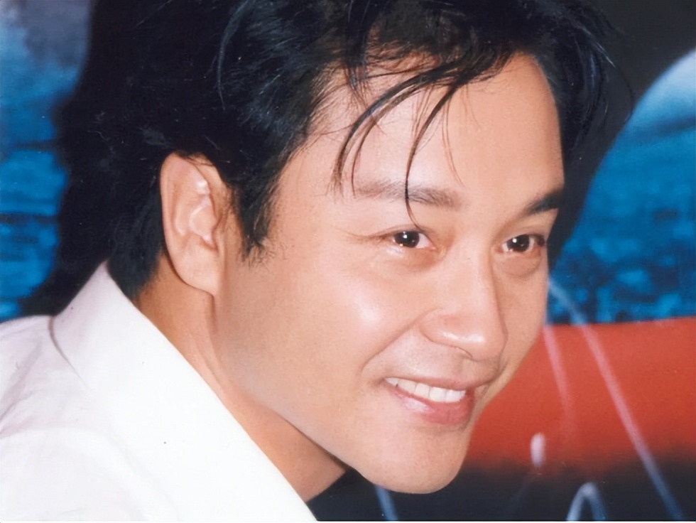 回顾张国荣逝世20周年,张国荣逝世19周年纪念照片集锦