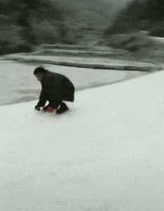 现在女大学生太开放,这么隐私的东西露在外面,男人看了都脸红了