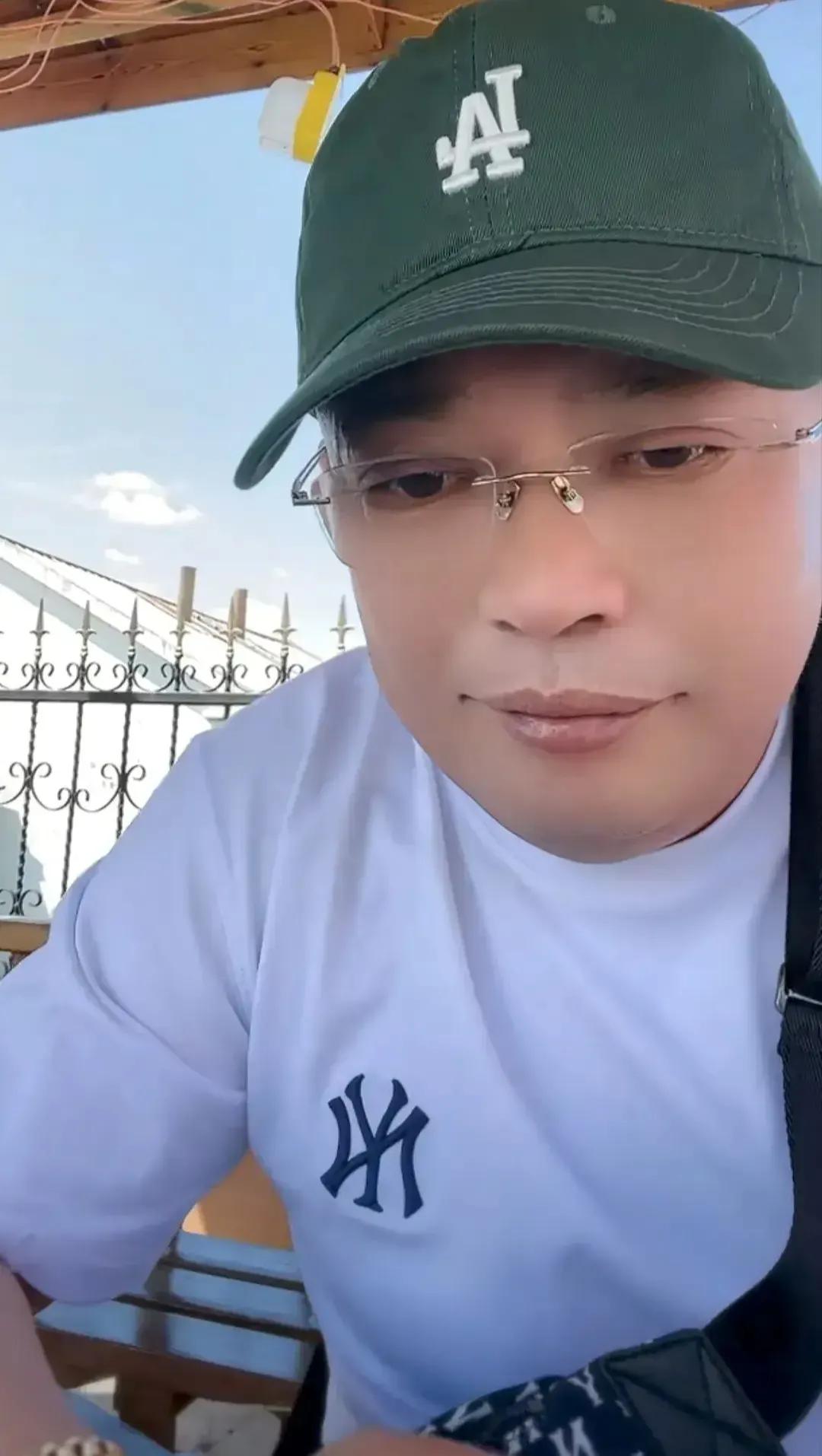 辛巴和二驴快手视频,快手二驴和辛巴谁最厉害视频