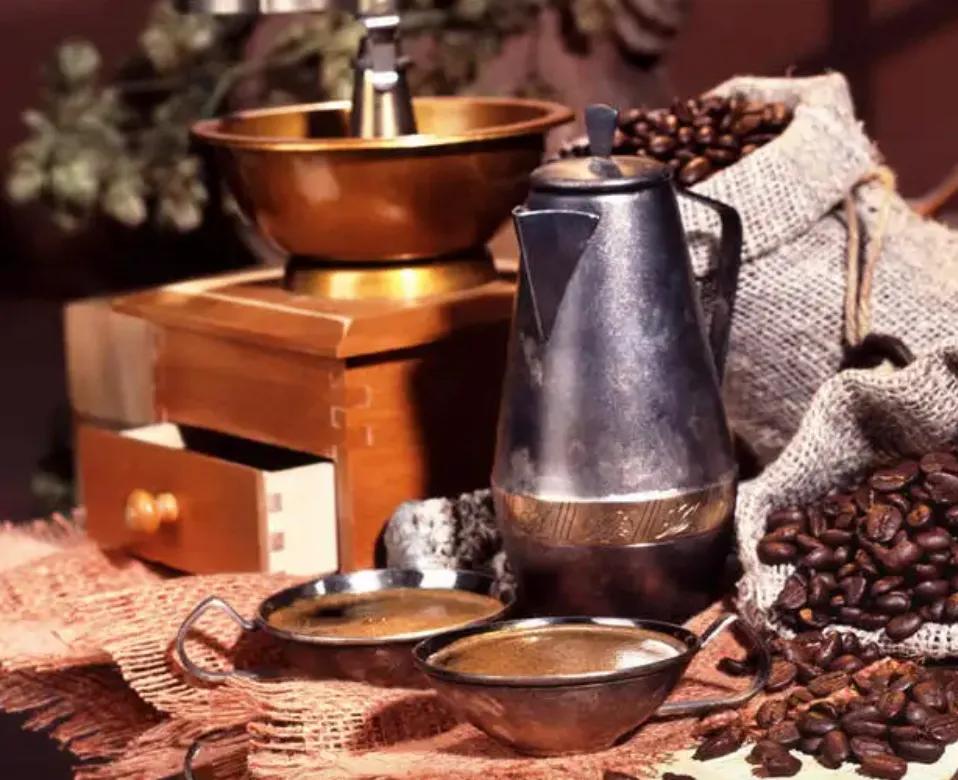 开哪种咖啡厅最挣钱,开一家咖啡厅老板能赚多少钱