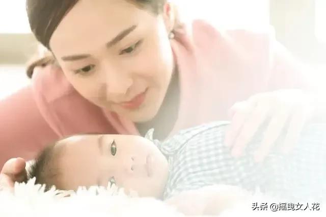 作为一个妈妈,我坚决支持买卖同罪严打拐卖儿童,我的孩子我能养