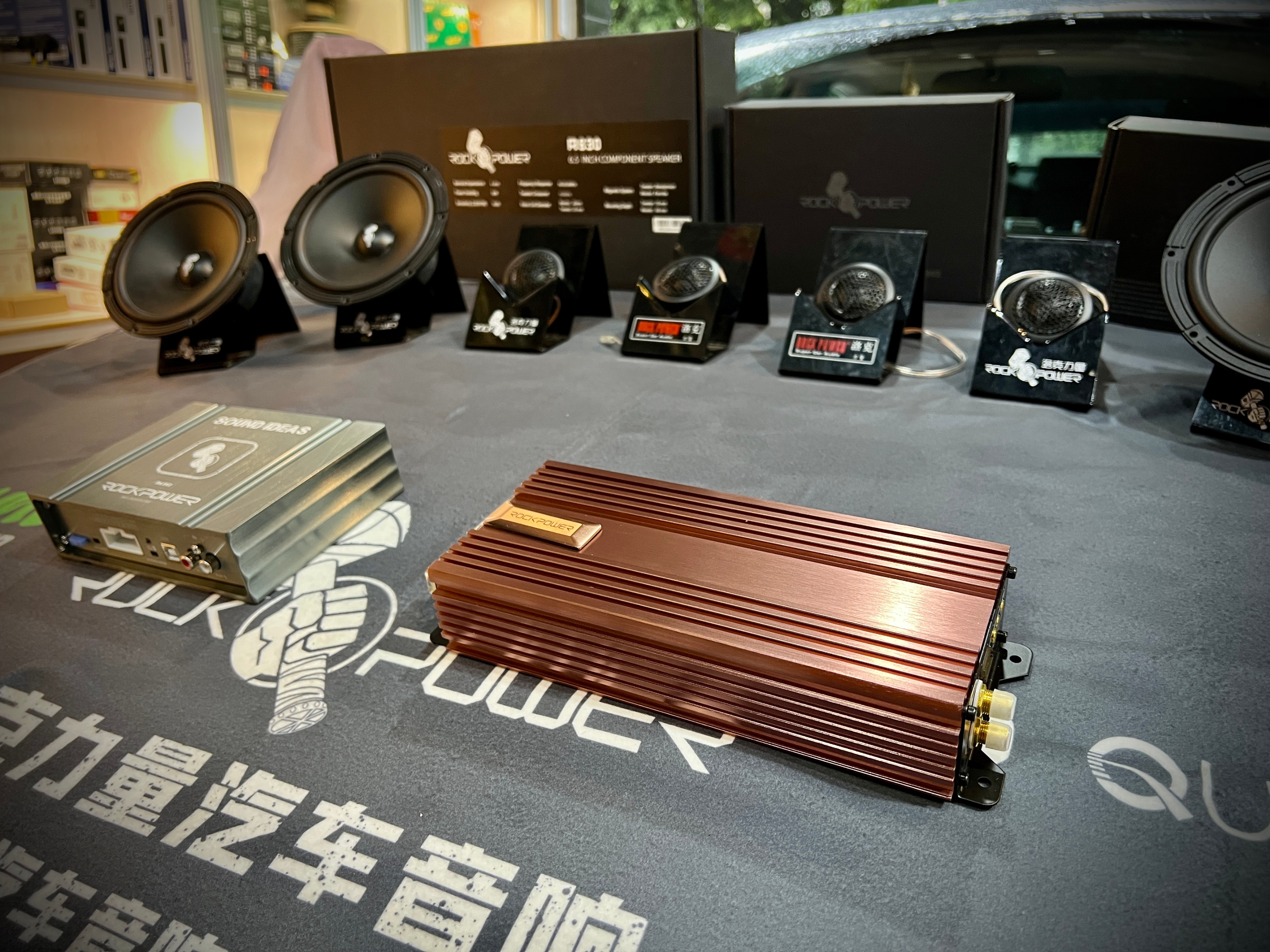 雅阁改装音响中置,南宁十代雅阁音响改装三分频