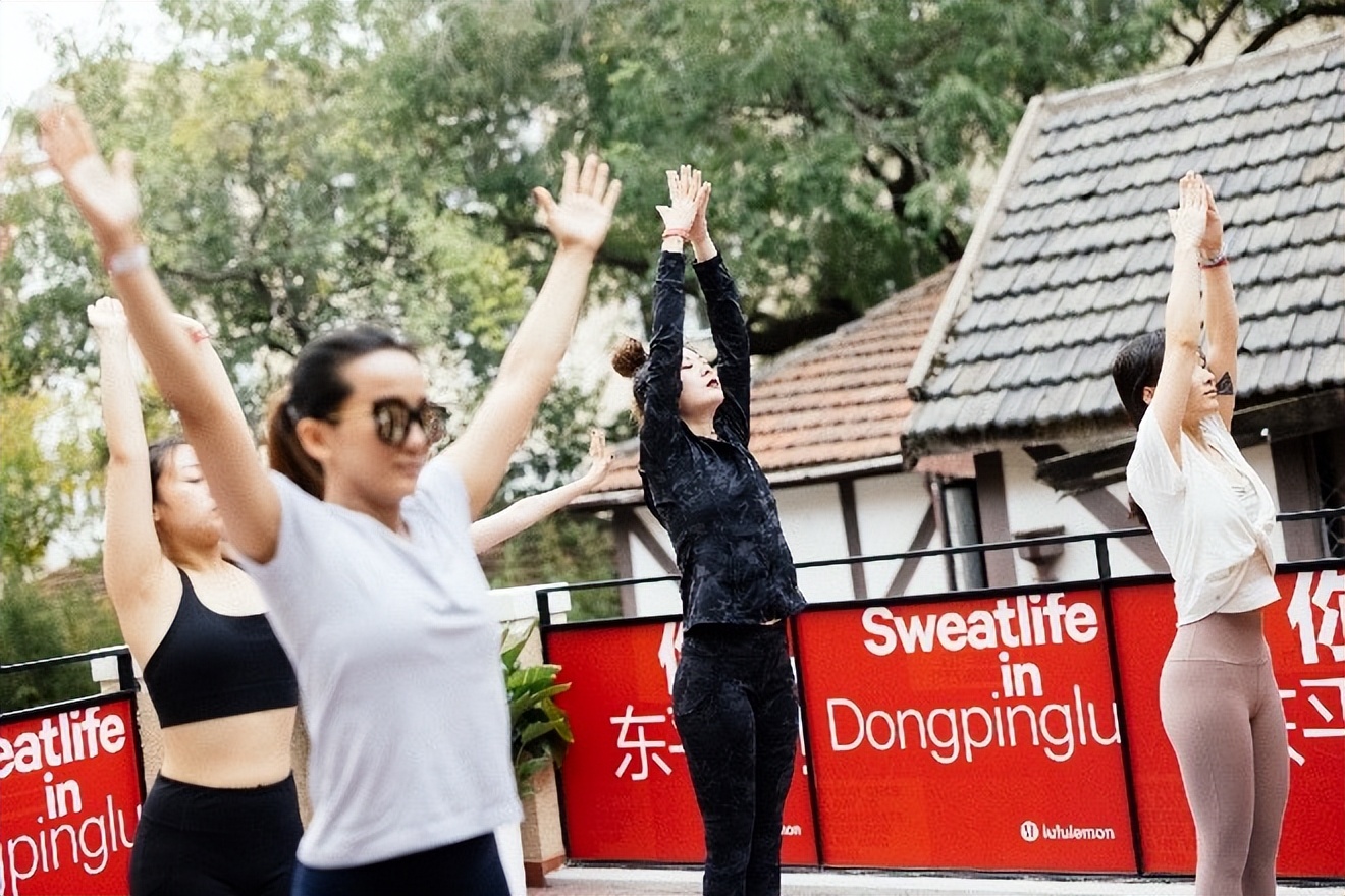 lululemon港汇店开业活动,lululemon济南店面