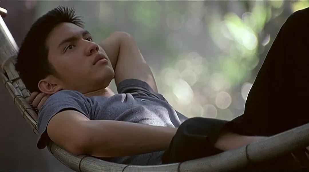 尺度碾压所有复仇*片爽**，这部邪典类复仇电影太凶狠，不建议观看