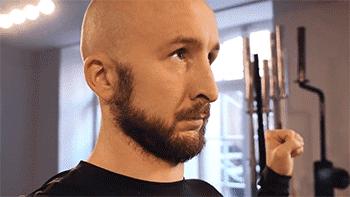 教练辅助女学员深蹲,教练辅助女生深蹲150kg