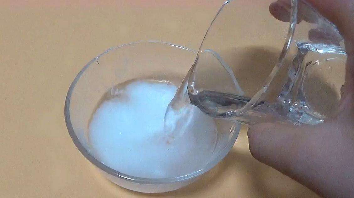 生活中的化学，谈谈某些视频中“万能”的小苏打，真的那么神吗？