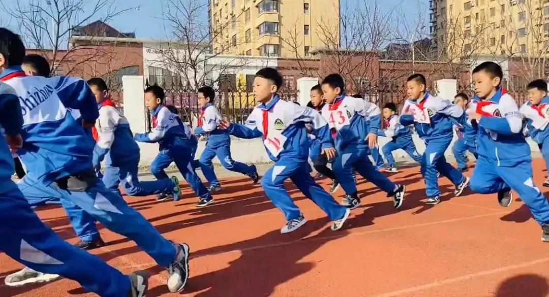 辽阳第十中学三年级100米运动会,辽阳第十中学运动会直播回放