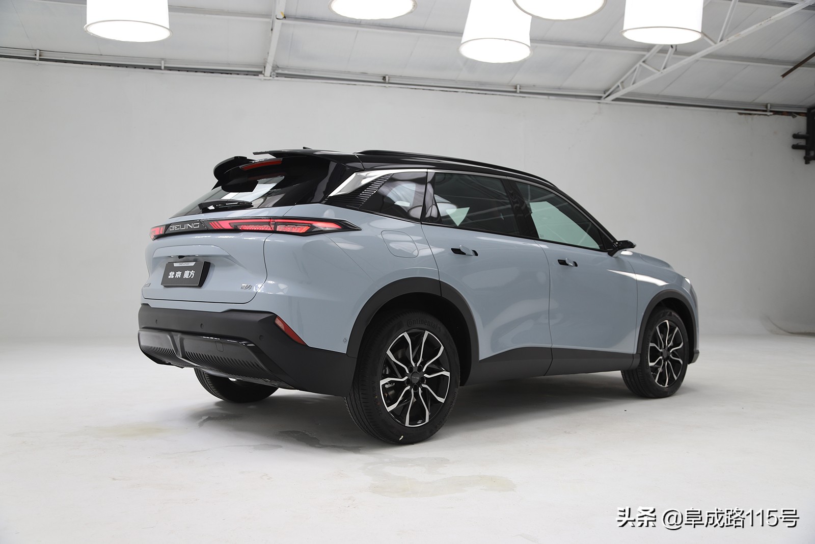 电子后视镜、鸿蒙OS车机这台叫魔方的北京特产有秘密