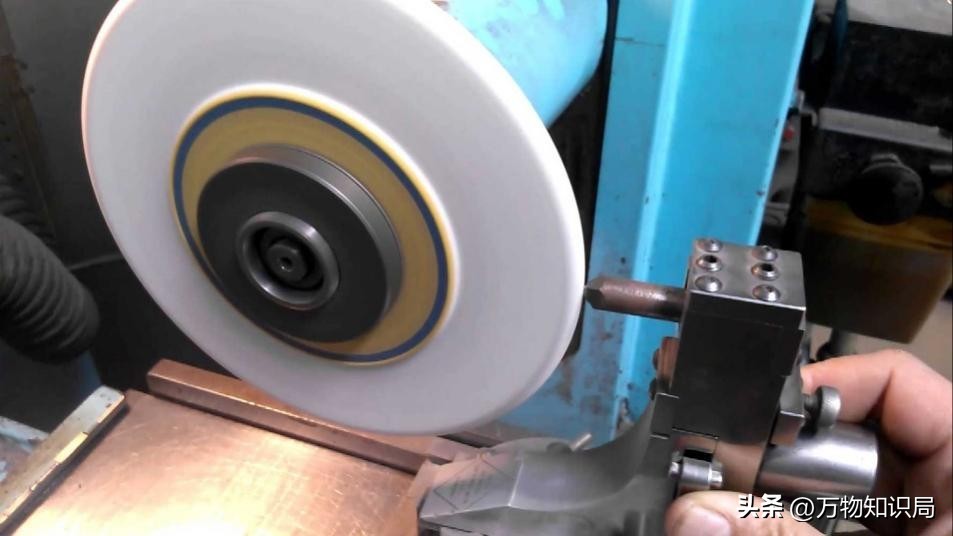 砂轮修整的技术要求,砂轮修整器的使用与调整