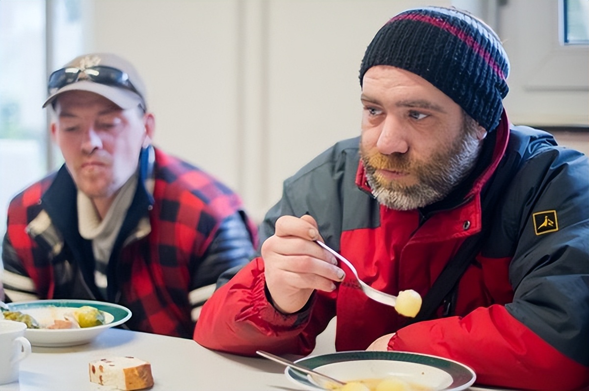 月入7000元,月入7000一个人根本花不完