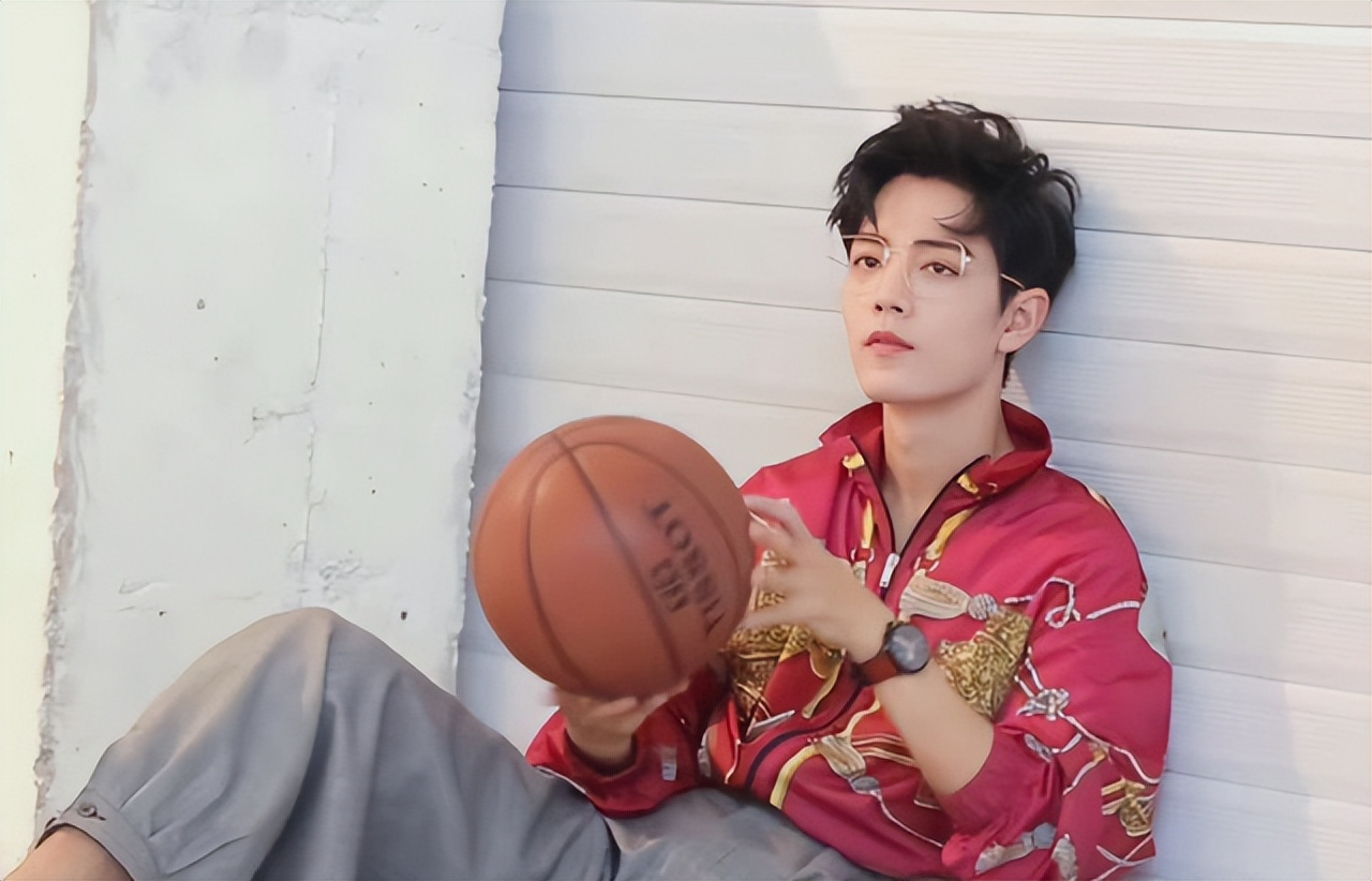 肖战又一个网传被打破，粉丝：果然一切都要听官宣