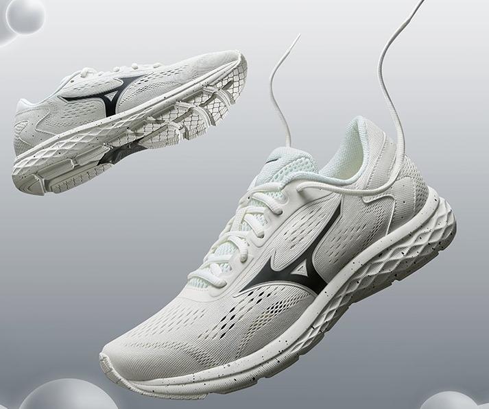 618入门跑鞋,618好物节爆品398跑鞋买一送一