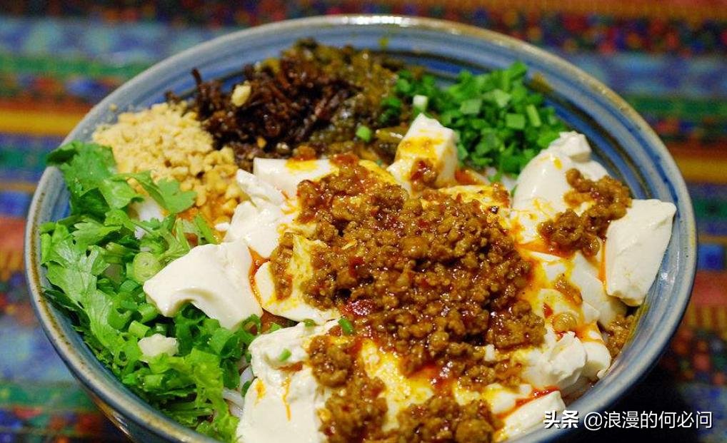 云南必须吃的美食有哪些呢,云南丽江特色美食小吃有哪些