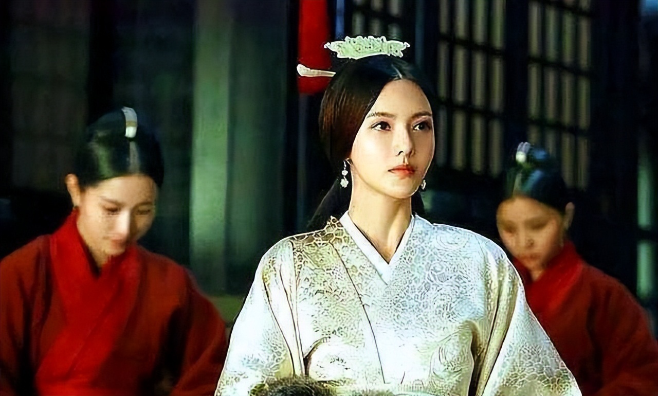 杜夫人和关羽谁漂亮,关羽曹操杜夫人