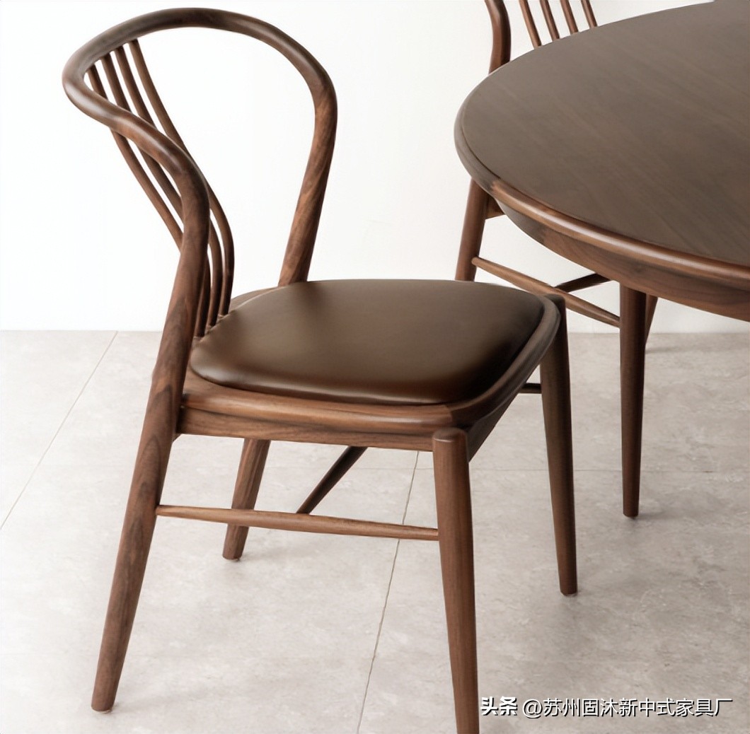 家具是原木风格治愈系小户型,原木家具现代简约风