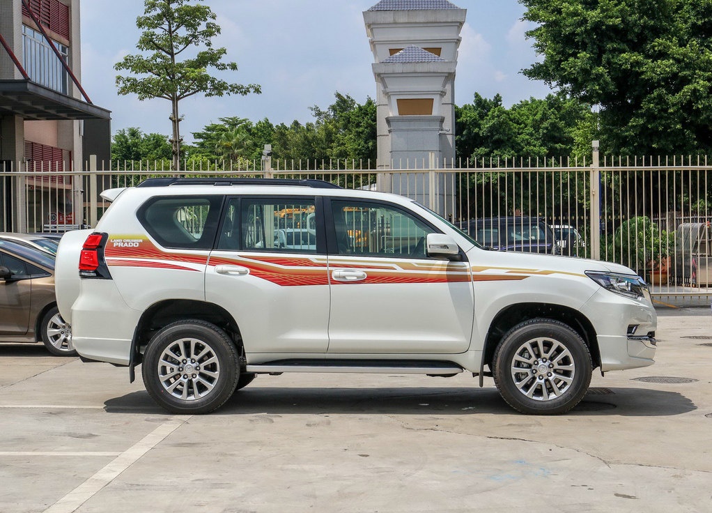 全新丰田霸道大改款24款,丰田霸道最新款最高配外观