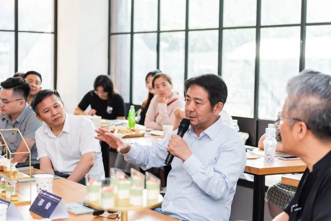 “复旦走出来的卖货郎”——何慕对话复旦经院校友