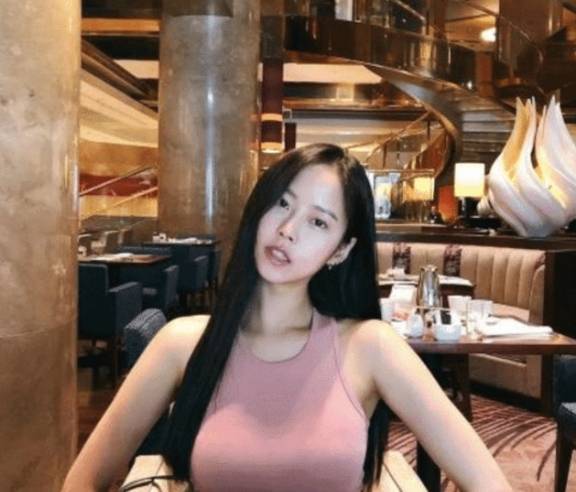 韩国180cm健身美女,韩国190cm健身美女