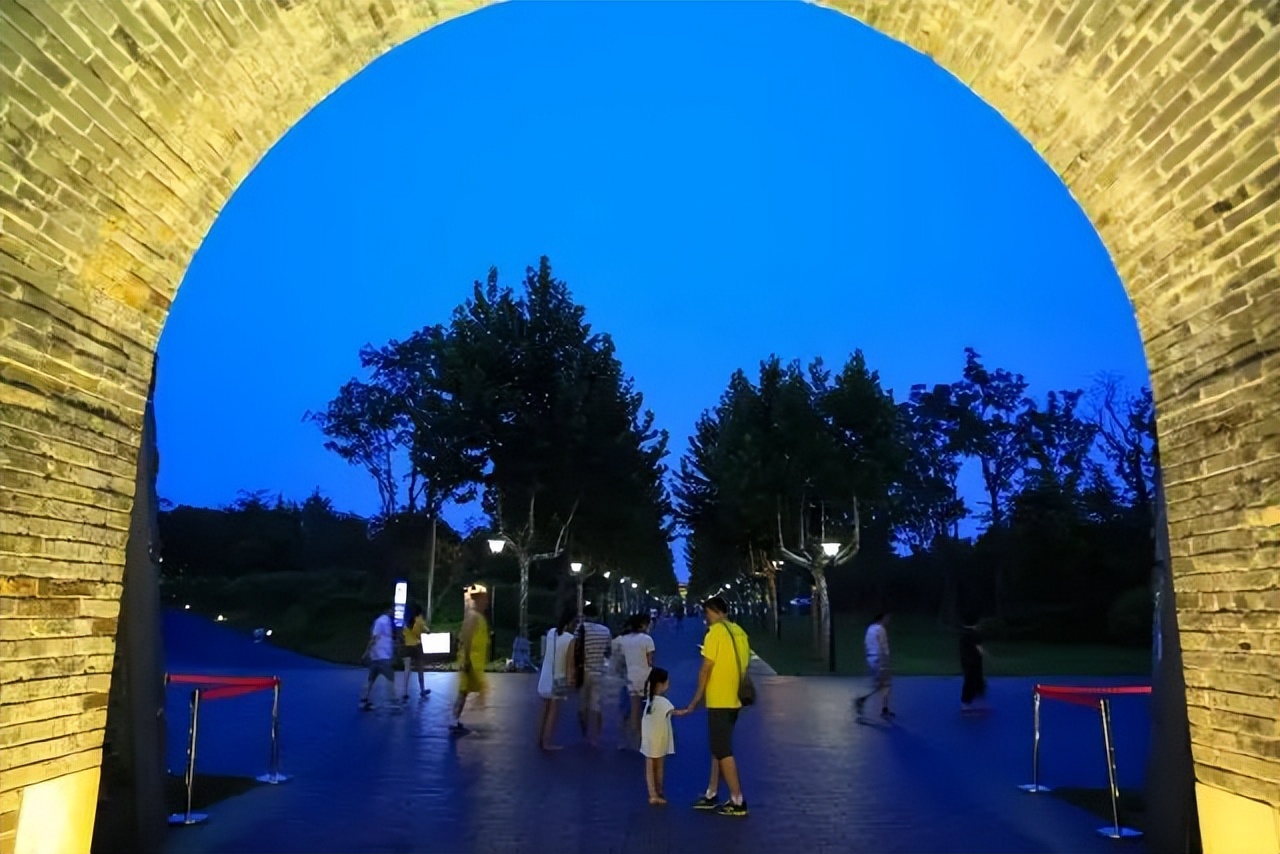 夏日“夜游”正当时，宋夹城“夜场”时段邀你一起嗨