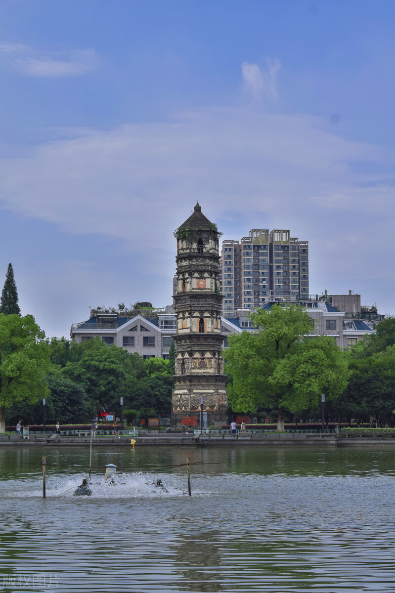 中国最牛城市航拍,中国最牛县一县跨四国