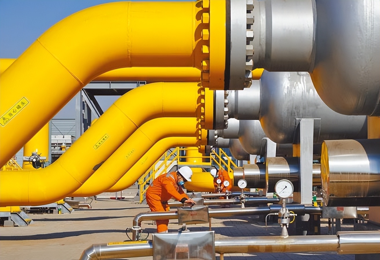 俄罗斯天然气出口暴跌，西气东输全给中国，不现实也不够长远
