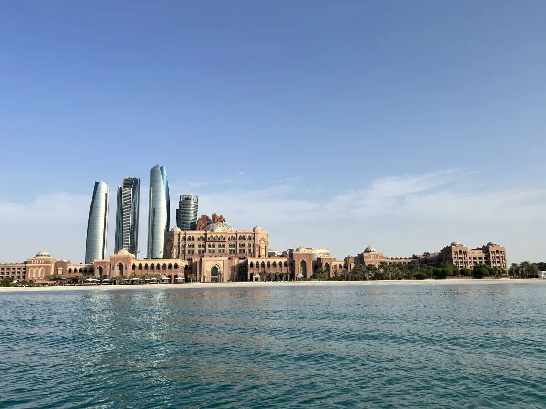 V世界｜夏天，在阿布扎比的11个“极致”体验