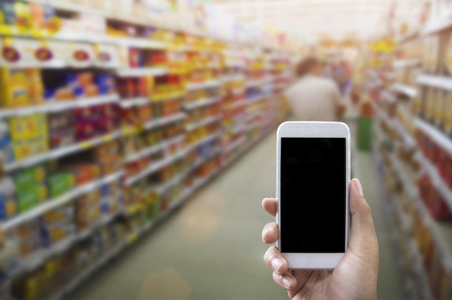 婚外情证据可以要求对方赔偿吗,婚外情要求第三者赔偿合法吗