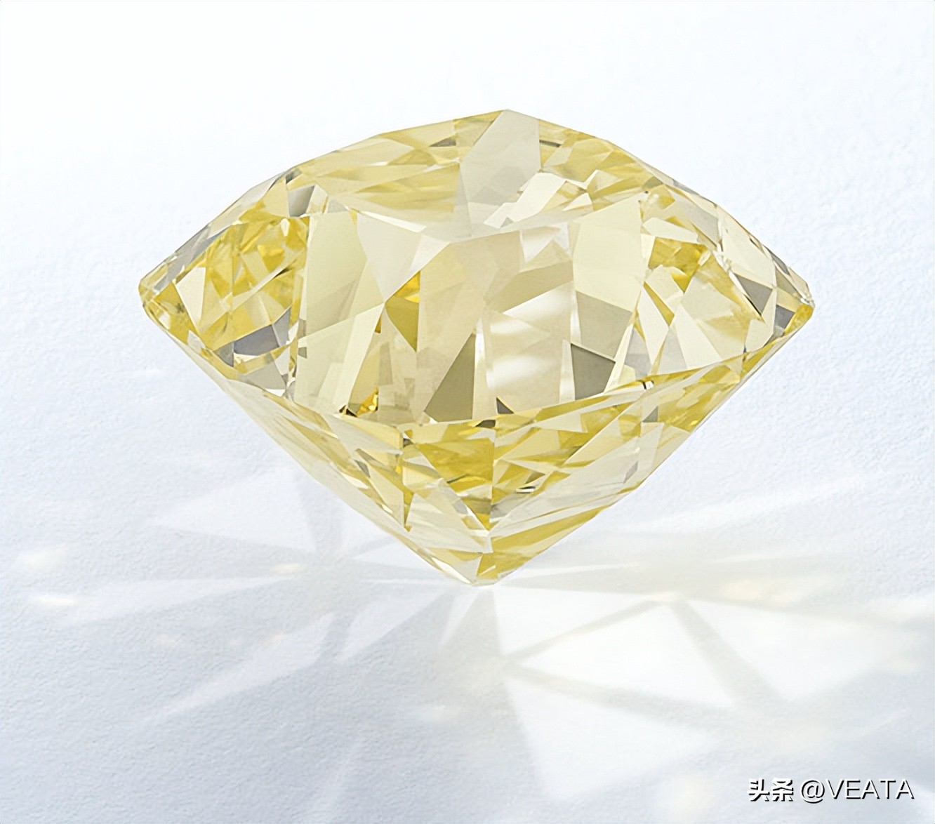 为了救人，这颗钻石被卖三次，特殊切工别具一格