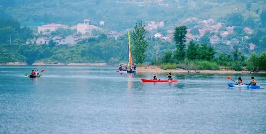 夜爬济南千佛山看日出,夜爬千佛山攻略