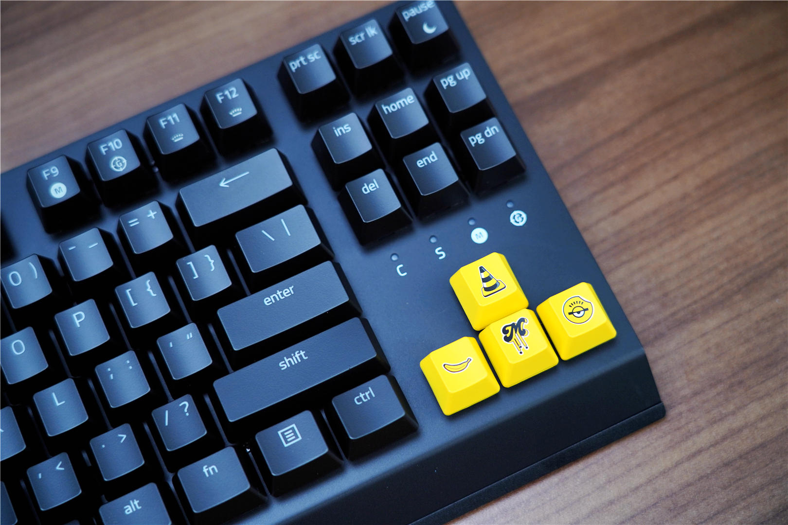 雷蛇黑寡妇小黄人联名,雷蛇小黄人什么时候发布的