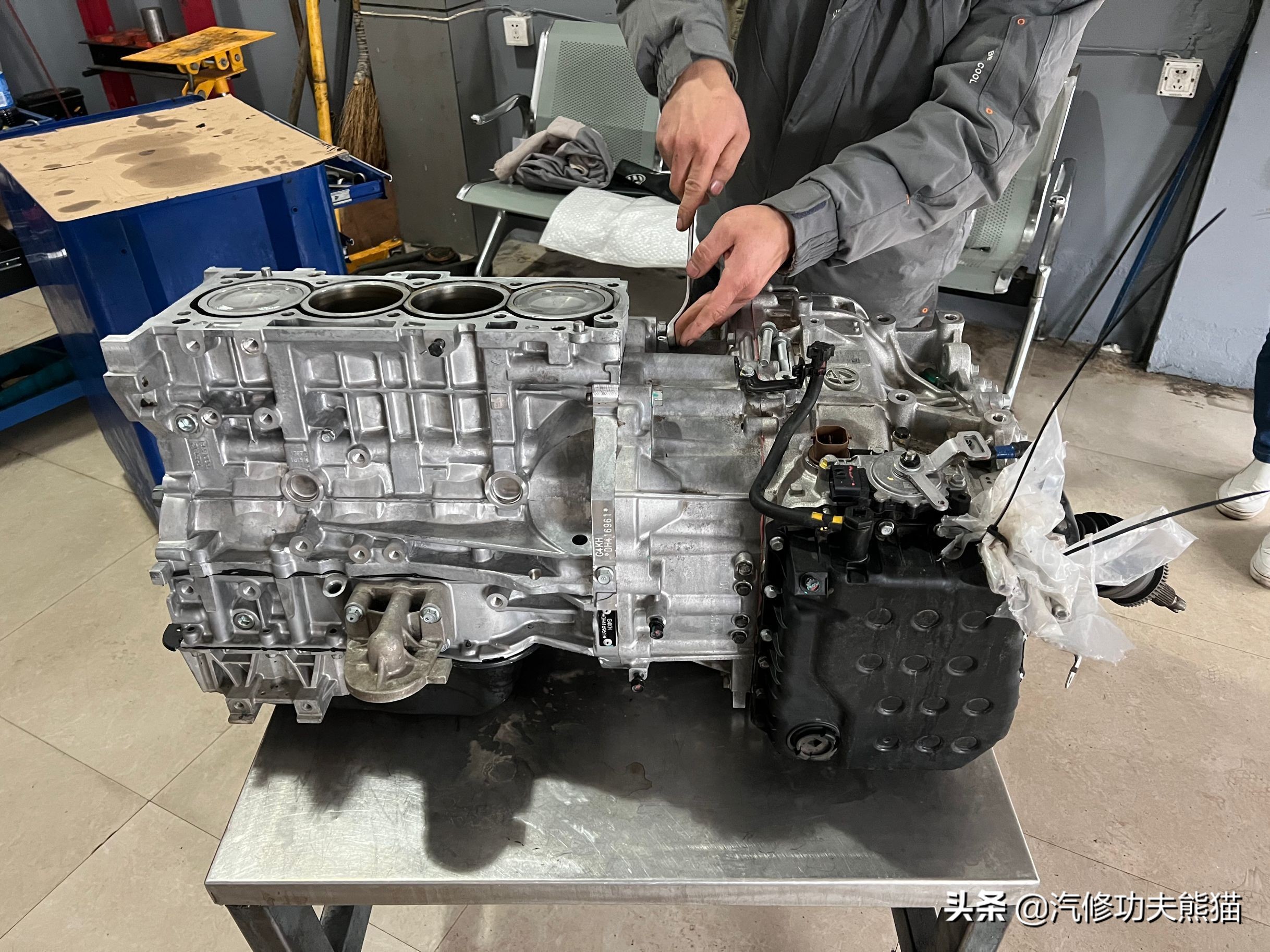 全新胜达大修,现代全新胜达9万公里烧机油