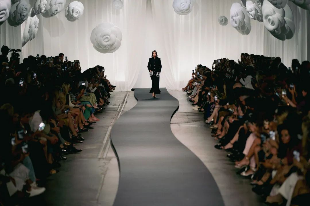 香奈儿2017早秋手工坊,香奈儿高级手工坊发布会视频