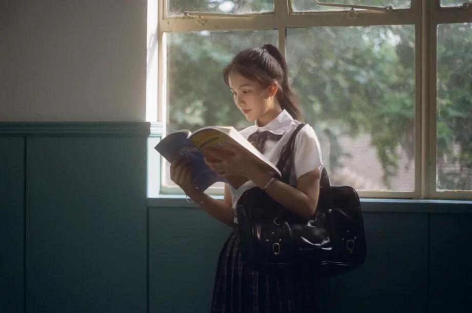 校园女同学校服写真,校服清纯照片