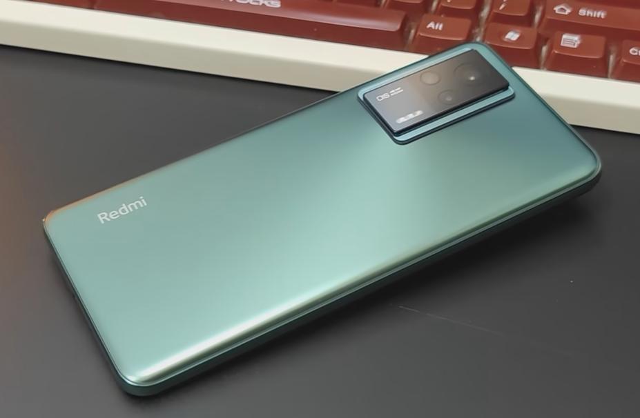 最新oppo和vivo手机哪款性价比高,vivox70pro+和oppofindx5pro