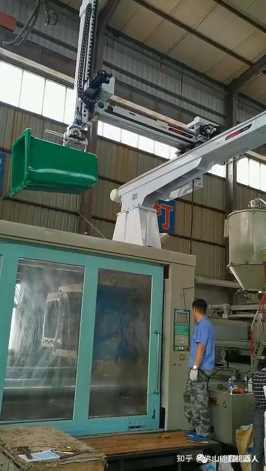 注塑机械手取不出料头,捷嘉斜臂机械手组合编程