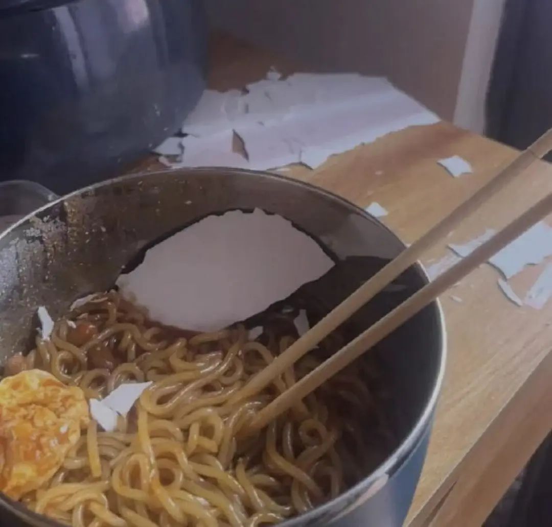 玻尿酸冬天会冻吗,玻尿酸遇到高温会怎么样