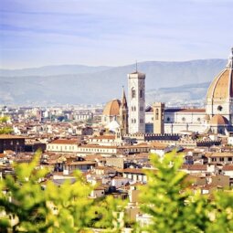 热那亚是哪个国家的首都,哥伦布的港口在哪里