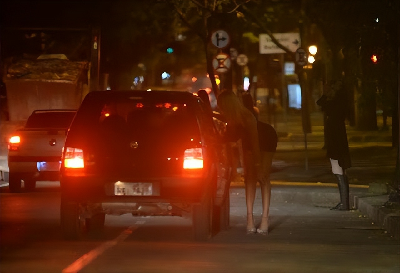 李某峰被罚了多少钱,李某峰诈骗案