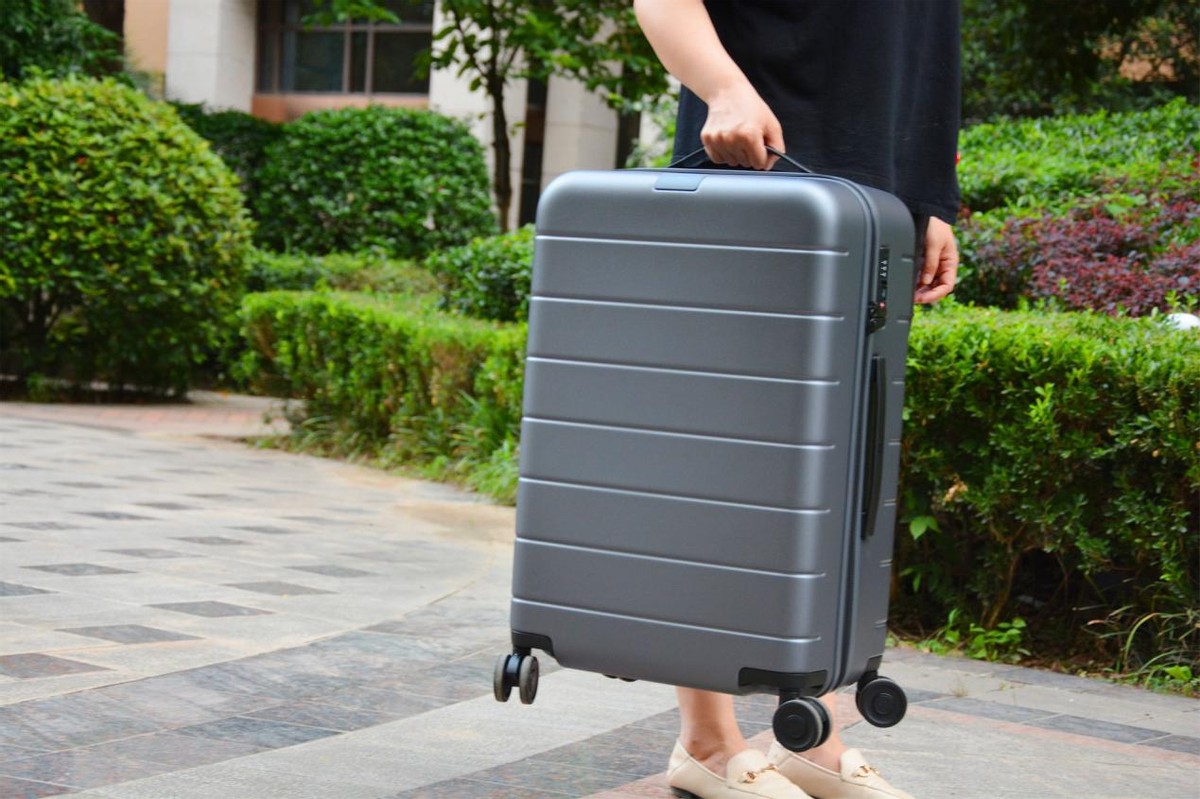 带着米家旅行箱开启出行新体验,推荐米家行李箱