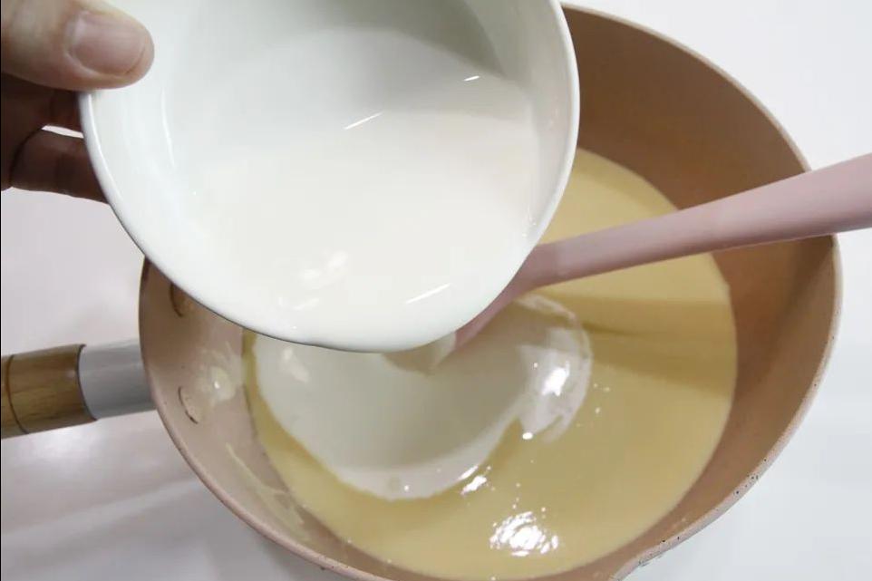 简单无需冷藏好吃的冰淇淋做法,最简单的冰淇淋不用打蛋器