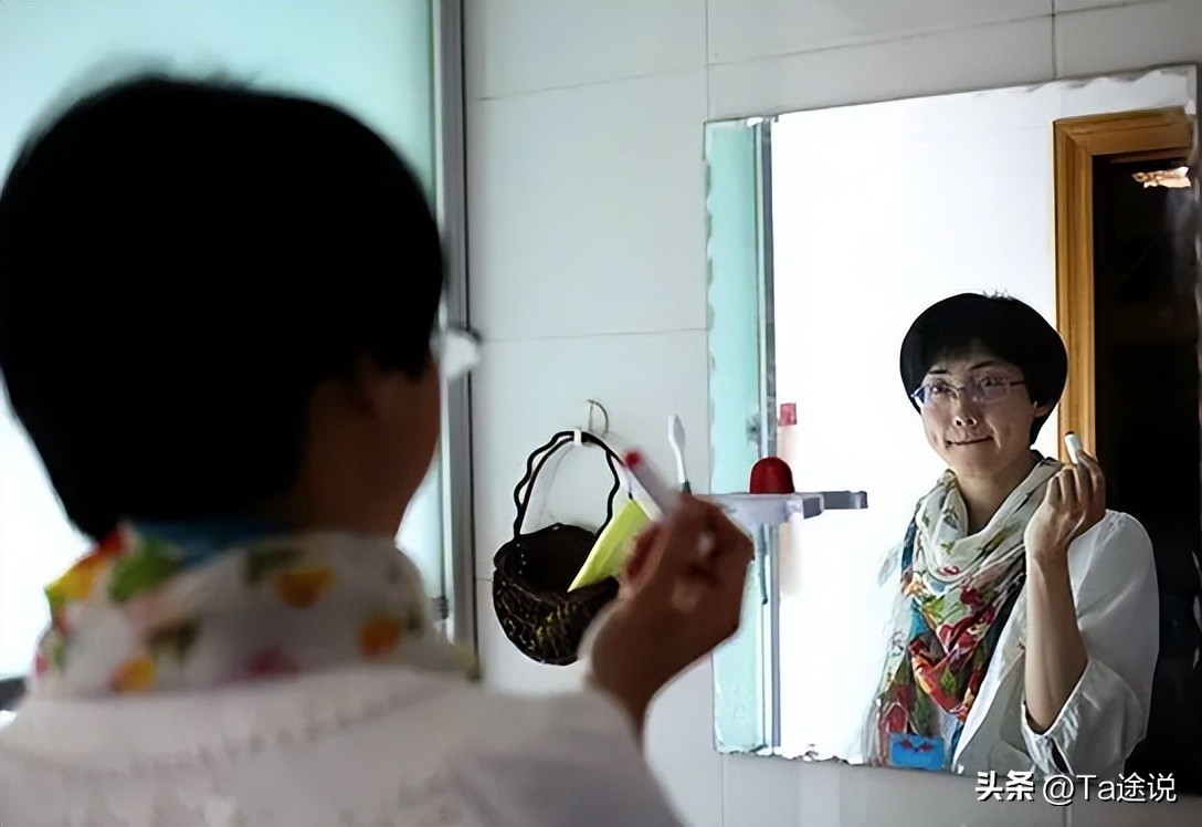 背父亲上大学感动中国,背父上学感动中国视频