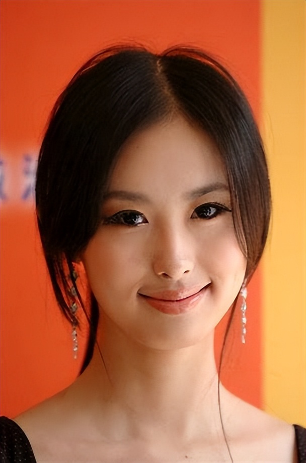 被前任一渣再渣，私密照两次外泄，车模*兽兽**看男人的眼光太差了