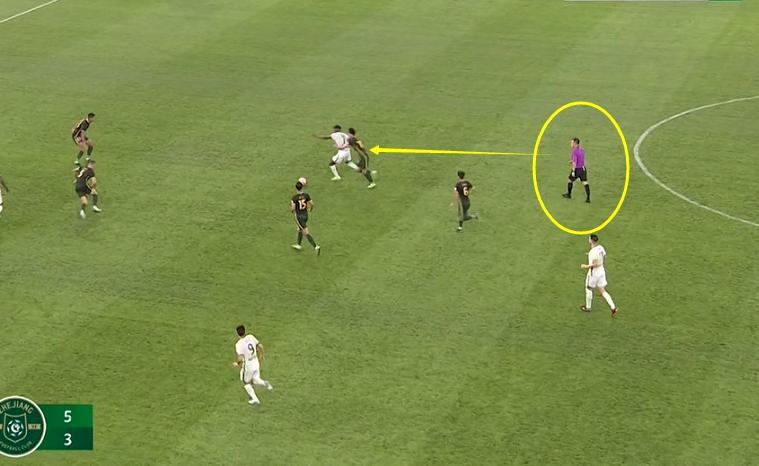 中超奇葩判罚,中超主裁闹笑话完整版