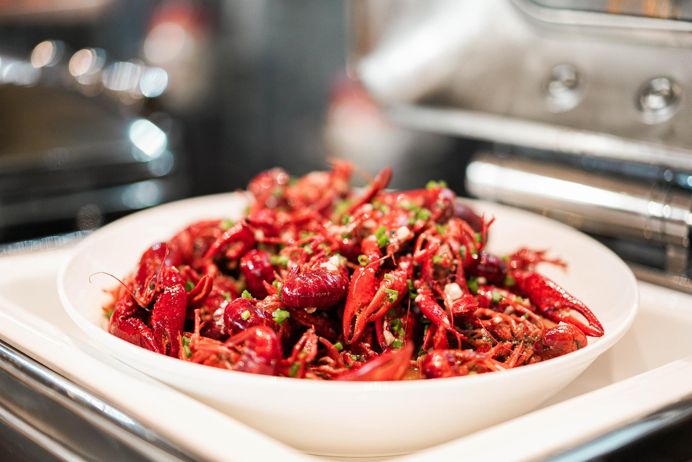 深圳机场旁的低调高雅酒店，尽享热带雨林花园，差旅入住首选酒店