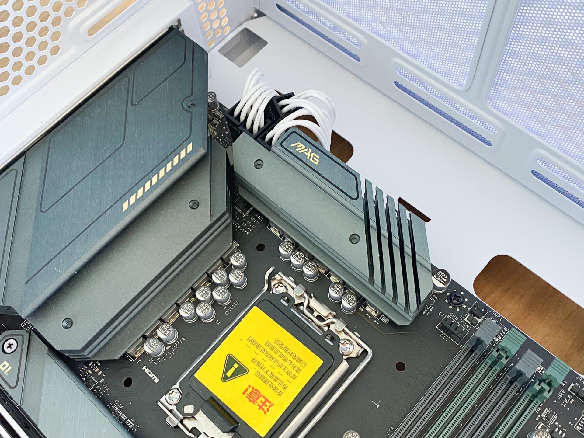 鑹炬箖g3鐢佃剳缁勮,鑹炬箖鐢电珵g3鏈虹