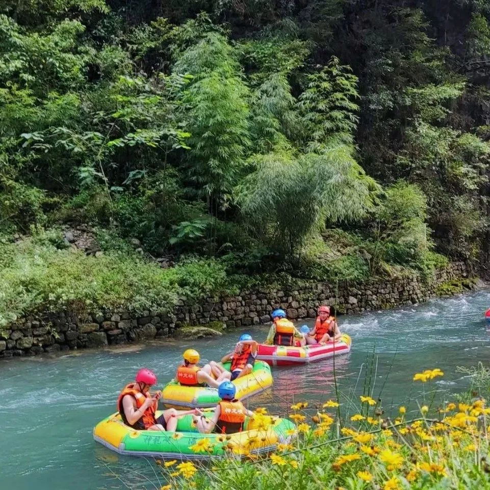 金佛山景区内温泉,金佛山温泉度假村泡温泉