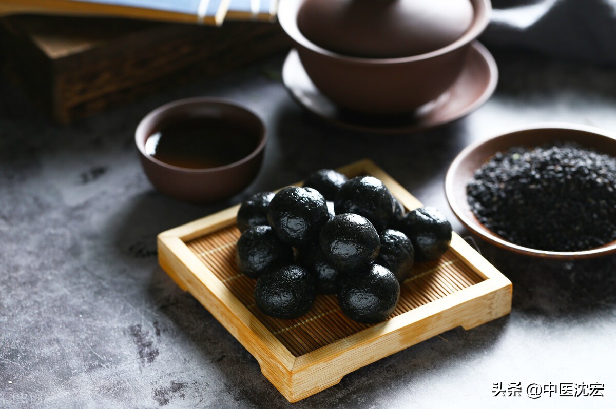 出汗多怎么辨别阳虚还是阴虚,出汗多的气虚的症状表现有哪些