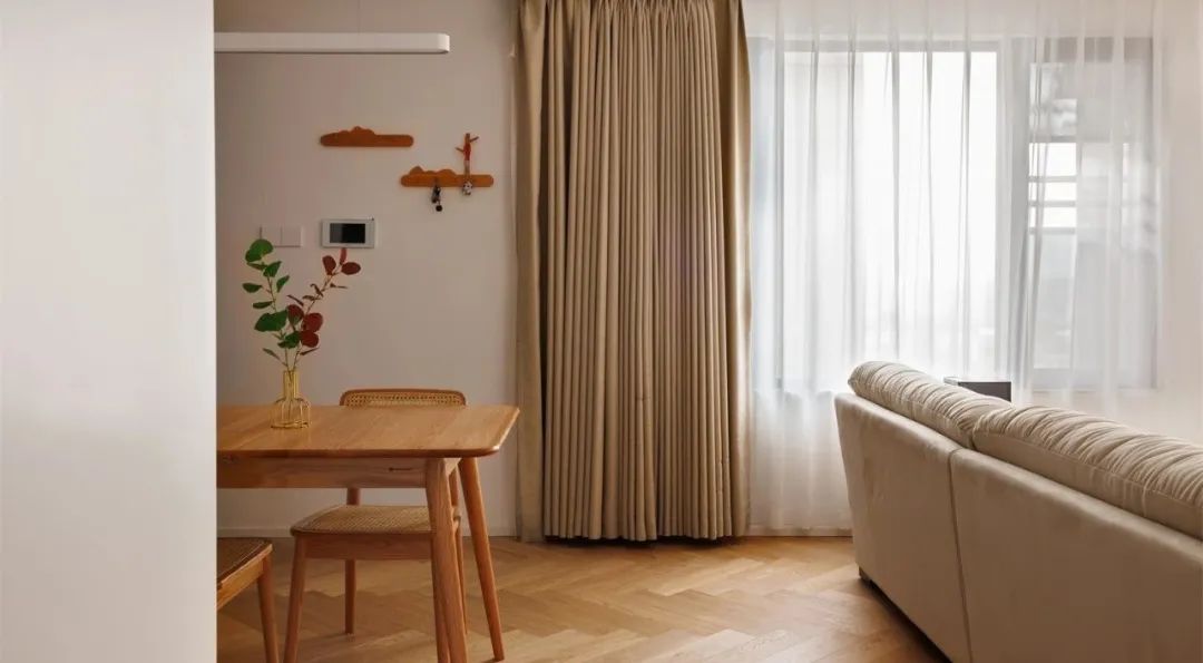 95后小夫妻二手房翻新,95后小夫妻返乡改造老房子